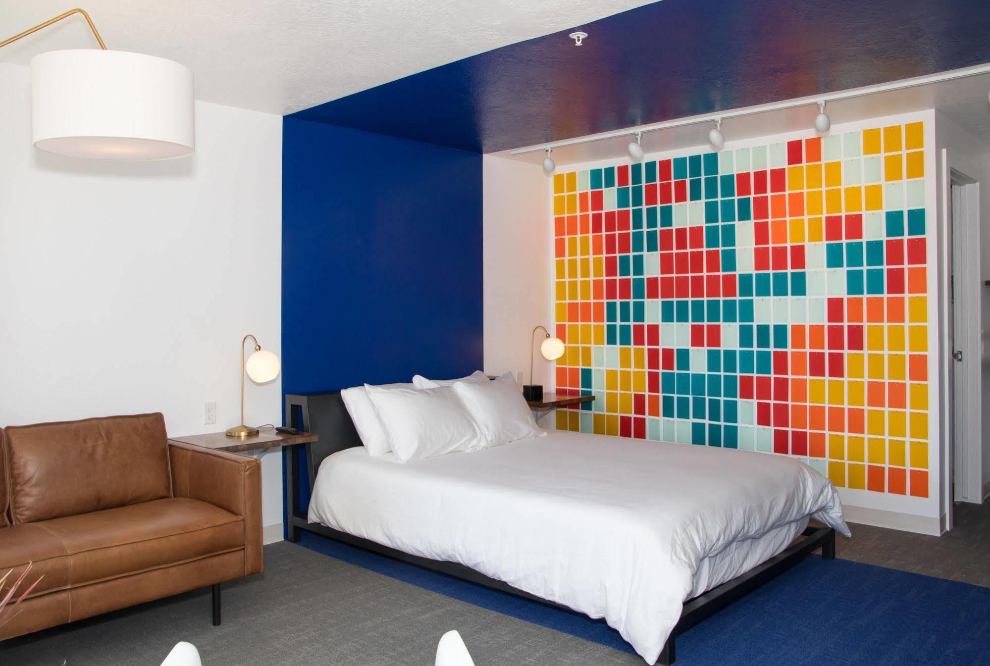Skyfall Guestrooms Green River Exterior photo